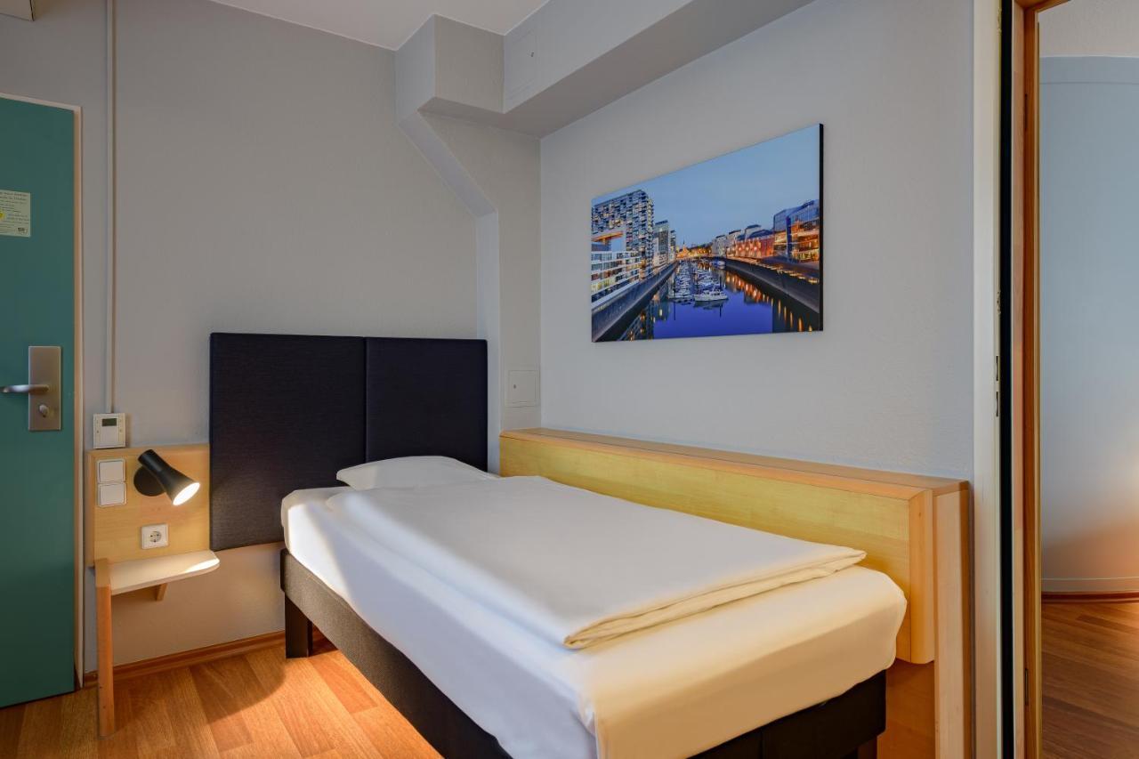 Ibis Koeln Frechen Hotel Eksteriør billede